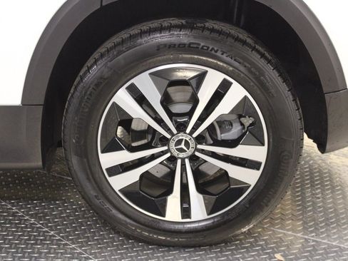 Certified 2025 Mercedes-Benz GLB 250 image 14