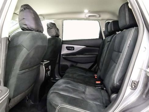 Used 2019 Nissan Murano SV image 28