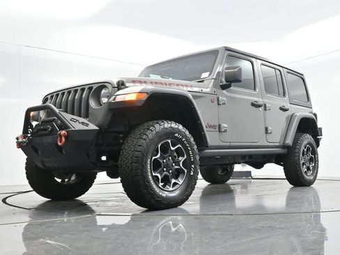 Used 2023 Jeep Wrangler Unlimited Rubicon w/ Cold Weather Group AWD/4WD image 47
