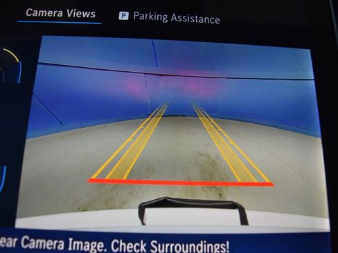 Certified 2025 Mercedes-Benz GLC 350e 4MATIC image 11