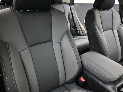 Certified 2025 Subaru Outback Onyx Edition image 14