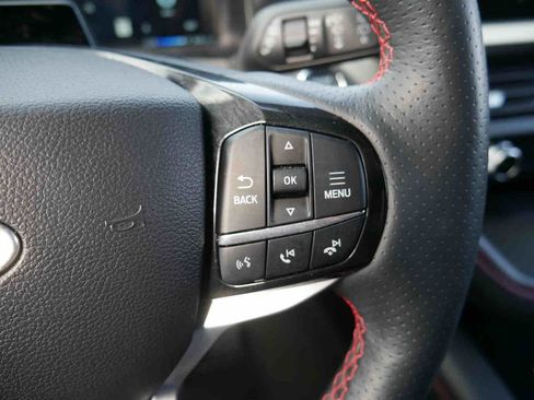 Used 2025 Ford Explorer ST-Line image 39