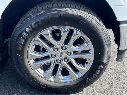 Used 2024 Ford F150 XLT w/ Equipment Group 302A MID image 9