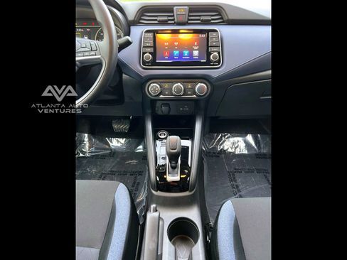 Used 2024 Nissan Versa SV image 18