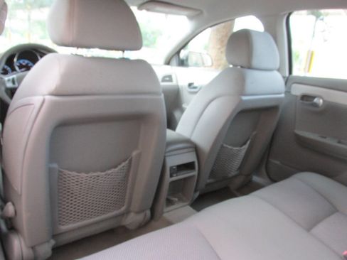Used 2008 Chevrolet Malibu LS FWD image 16