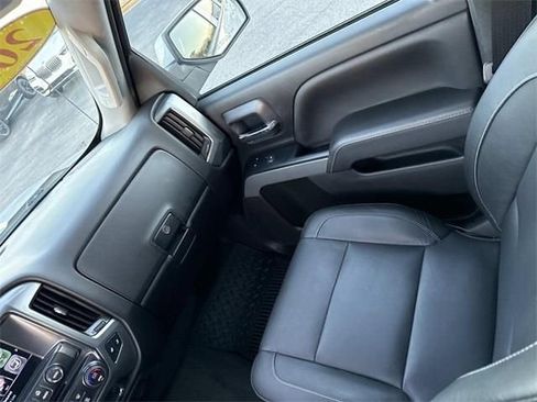 Used 2018 Chevrolet Silverado 1500 LT w/ All Star Edition image 28