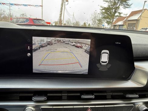 Used 2023 Kia Telluride S w/ S Sunroof Package image 16