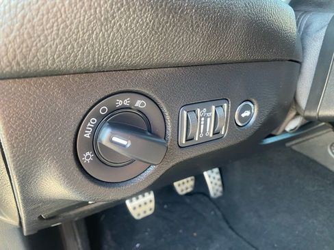 Used 2021 Dodge Challenger R/T Scat Pack image 18