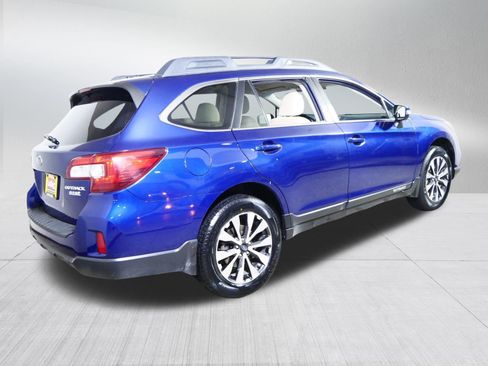 Used 2015 Subaru Outback 2.5i Limited AWD/4WD image 7