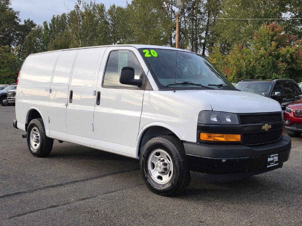 Used 2020 Chevrolet Express 2500 RWD image 9