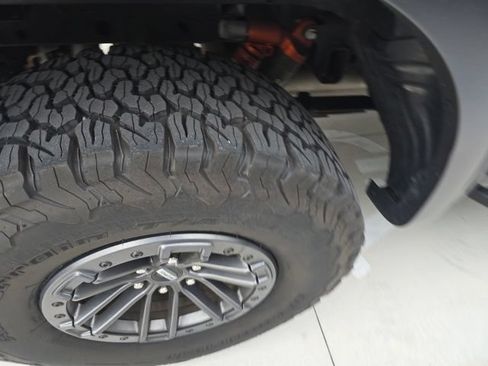 Used 2019 Ford F150 Raptor w/ Equipment Group 802A Luxury AWD/4WD image 6
