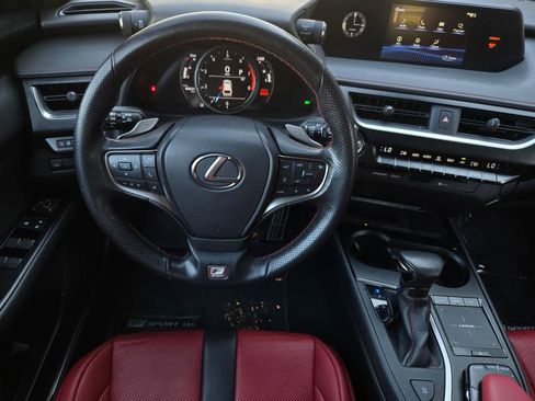 Used 2021 Lexus UX 200 F Sport w/ Accessory Package (Z2) image 15