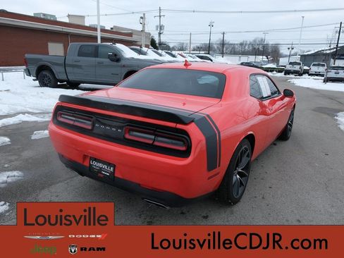 Used 2017 Dodge Challenger R/T Scat Pack RWD image 8