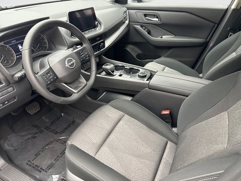 Used 2026 Nissan Rogue SV w/ Cold Weather Package AWD/4WD image 10