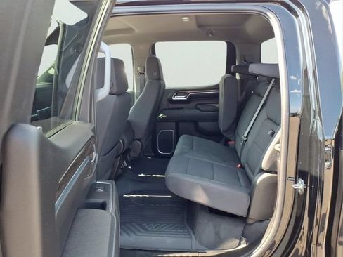 Used 2023 Chevrolet Silverado 1500 RST AWD/4WD image 11