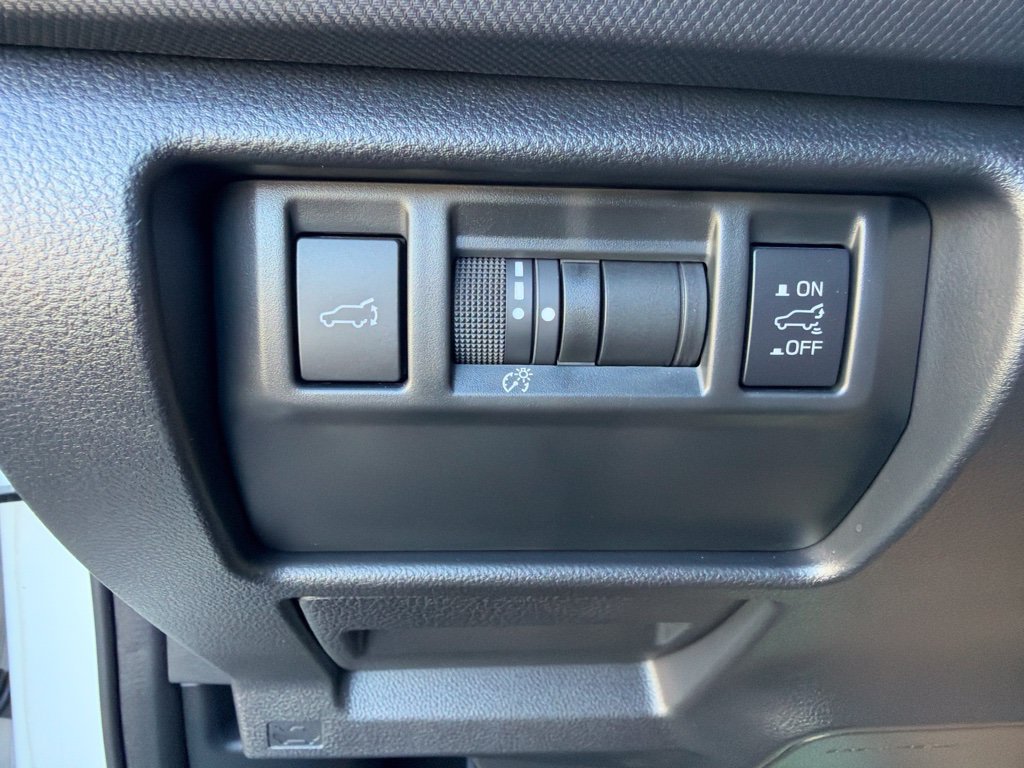 Used 2025 Subaru Forester Touring AWD/4WD image 63