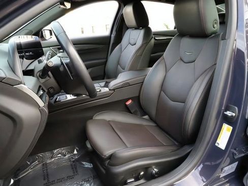 Used 2025 Cadillac CT5 Sport w/ Technology Package image 18