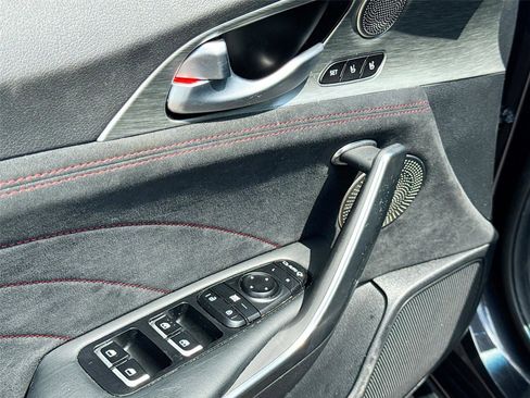 Used 2023 Kia Stinger GT2 w/ Option Group 015 image 18