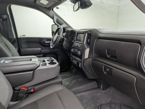 Used 2024 Chevrolet Silverado 2500 Custom w/ Custom Value Package AWD/4WD image 36