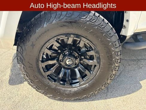 Used 2020 Toyota 4Runner TRD Off-Road AWD/4WD image 10