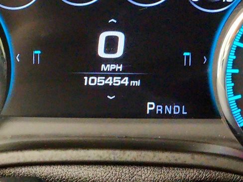 Used 2017 Chevrolet Suburban LT w/ LT Signature Package AWD/4WD image 16