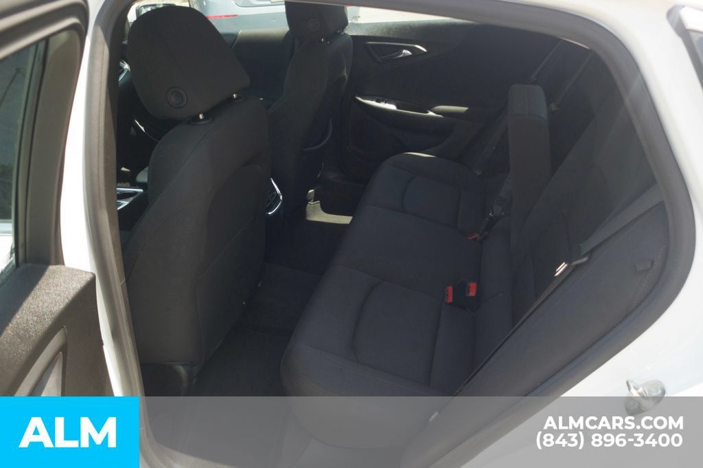 Used 2024 Chevrolet Malibu LT FWD image 16