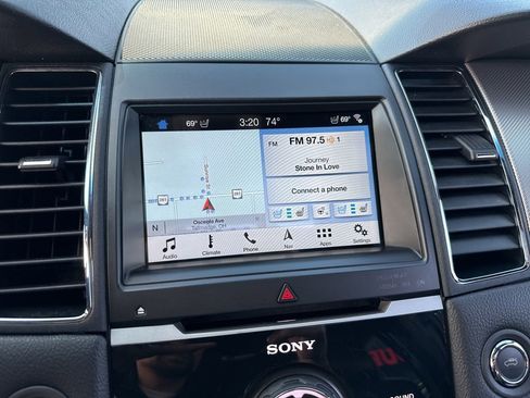 Used 2018 Ford Taurus SHO w/ Driver Assist Package image 36