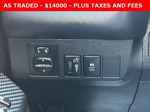 Used 2015 Toyota RAV4 XLE image 21