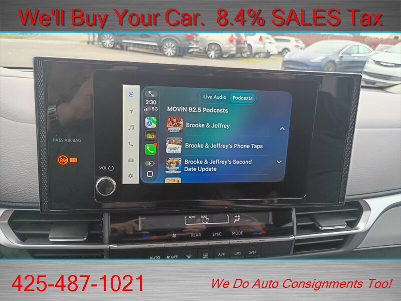 Used 2025 Toyota Sienna LE FWD image 34