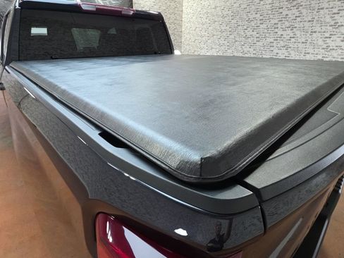 Used 2023 Chevrolet Silverado 1500 Custom image 5