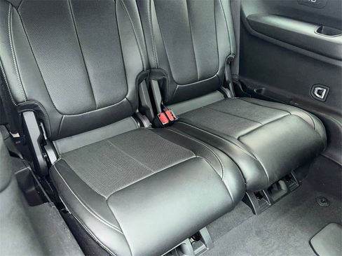 Used 2024 Jeep Grand Cherokee L Limited w/ Luxury Tech Group II image 63