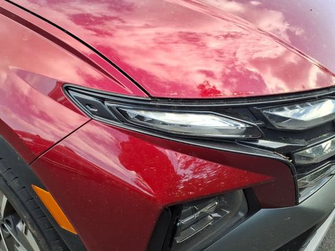 Used 2025 Hyundai Tucson SEL AWD/4WD image 13