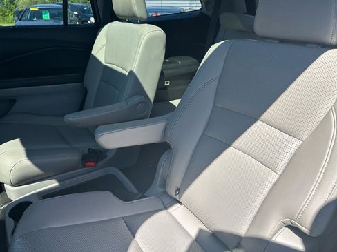 Used 2016 Honda Pilot Elite image 24