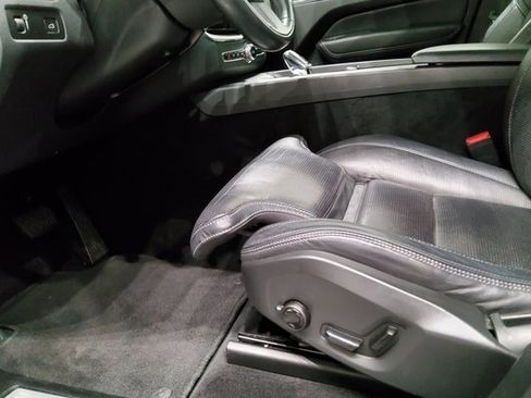 Used 2022 Volvo XC60 B5 Inscription w/ Advanced Package image 46