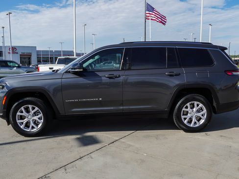 Used 2022 Jeep Grand Cherokee L Limited w/ Luxury Tech Group II AWD/4WD image 5