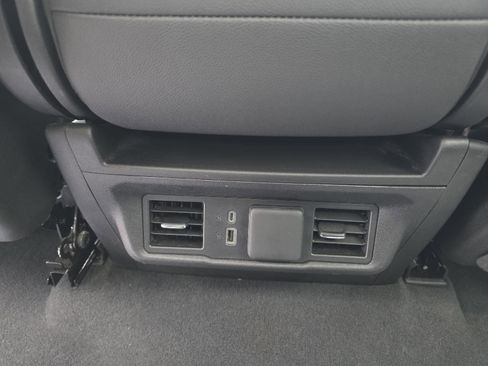 Used 2024 GMC Sierra 1500 SLT image 23