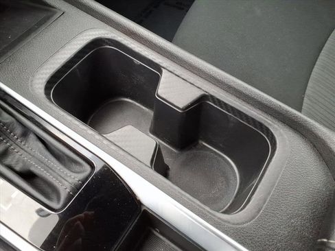 Used 2022 Nissan Sentra SV image 26