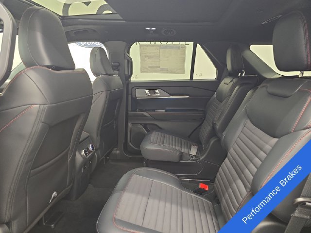 New 2026 Ford Explorer ST-Line w/ ST-Line Street Pack AWD/4WD image 21