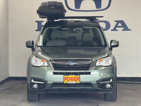 Used 2017 Subaru Forester 2.5i Premium image 8