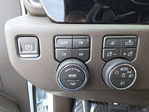 New 2026 Chevrolet Silverado 1500 LTZ w/ Z71 Off-Road Package image 21