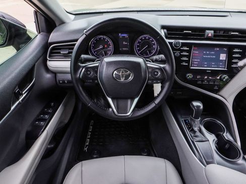Used 2020 Toyota Camry SE FWD image 26