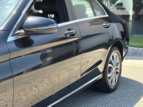 Used 2018 Mercedes-Benz C 300 4MATIC Sedan image 3