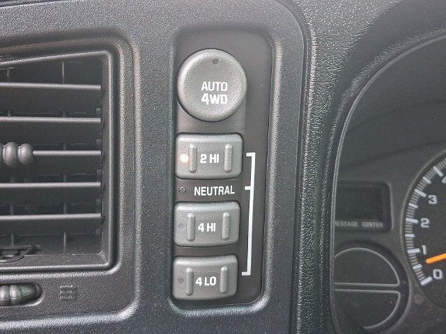 Used 2002 GMC Yukon SLT AWD/4WD image 22