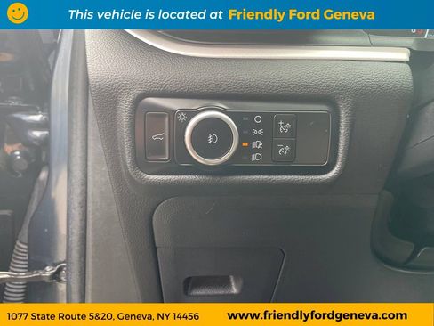 Used 2023 Ford Explorer XLT w/ Equipment Group 202A AWD/4WD image 13