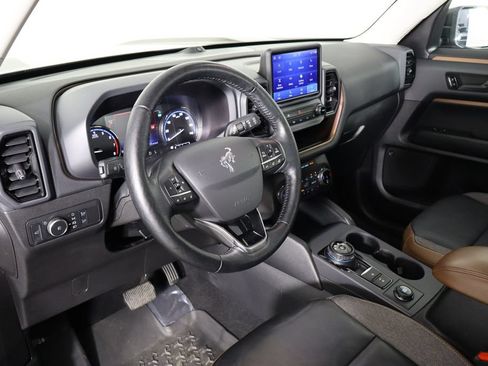 Used 2022 Ford Bronco Sport Outer Banks w/ Tech Package AWD/4WD image 25