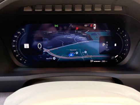 New 2026 Volvo XC90 B6 Ultra w/ Protection Package image 19