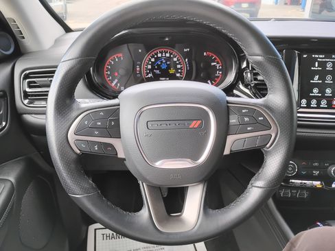 Used 2022 Dodge Durango SXT AWD/4WD image 9