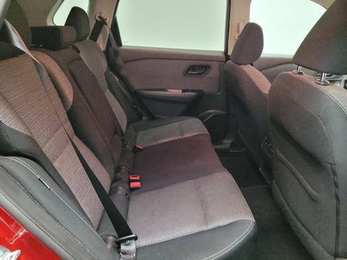 Used 2021 Nissan Rogue S image 19