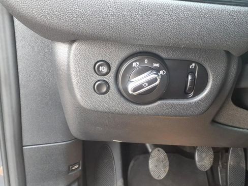 Used 2017 MINI Cooper Clubman S image 27