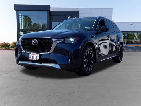 Certified 2024 MAZDA CX-90 Plug-In Hybrid w/ Premium Pkg AWD/4WD image 9